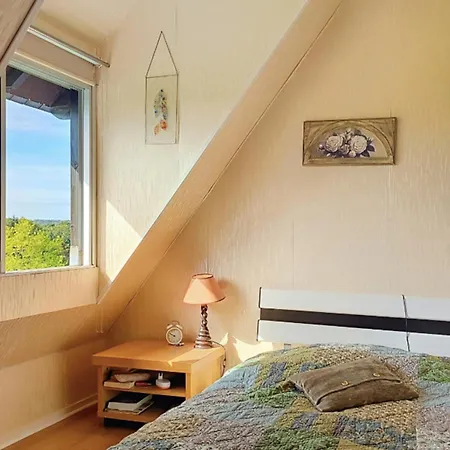 South-facing Golf View With Balcony