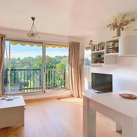 South-facing Golf View With Balcony